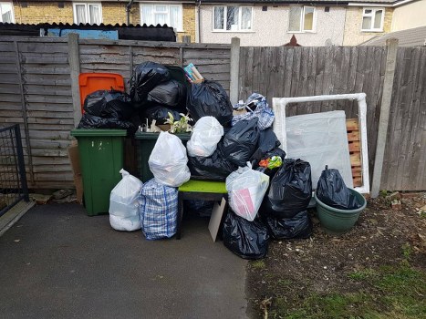 Local House Clearance Bromley team ensuring efficient property clearance.